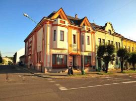 Hotel Krajka**** โรงแรมในVamberk