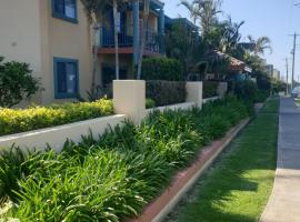 Oxley Cove Holiday Apartment, serviced apartment in Port Macquarie