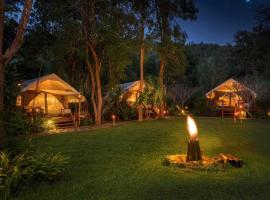 Hintok River Camp - SHA Extra Plus, hotel i Sai Yok