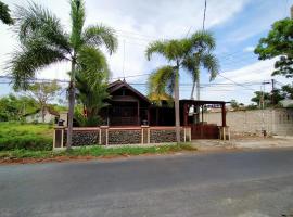 Jati Classic Homestay, hotel v destinaci Banyuwangi