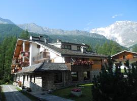 Residence Weissthor, hotel v destinaci Macugnaga