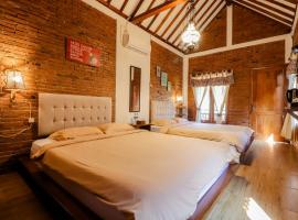 Omah Teras Bata Guesthouse, hotell sihtkohas Yogyakarta