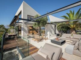 OPENNESS House by the sea, hotel poblíž Letiště Chania - CHQ, 