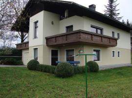 Maria Aichholzer, hotel con estacionamiento en Sankt Jakob im Rosental