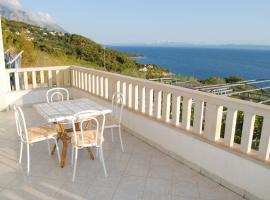 Apartments Marko - amazing sea view, parkimisega hotell Brelas