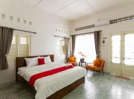 RedDoorz Syariah near Titik Nol Yogyakarta
