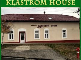 Kamarás Klastrom House, hôtel à Mogyoród près de : Hungaroring Hungarian Grand Prix Circuit