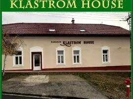 Kamarás Klastrom House