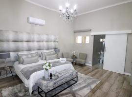 Stonehill Villa: Bloemfontein şehrinde bir otel