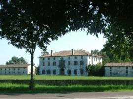 Villa Mainardi Agriturismo, hotel a Camino al Tagliamento