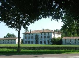 Villa Mainardi Agriturismo, poceni hotel v mestu Camino al Tagliamento