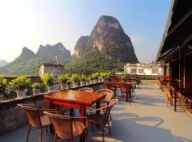 Yangshuo Village Inn Boutique Hotel
