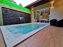 The Apex private pool villa Krabi, hotelli Krabi Townissa