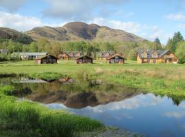 Loch Lomond Waterfront Luxury Lodges – domek górski 