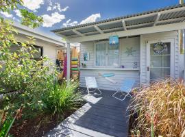 Lamour Holiday Beach House, hotel in Gold Coast