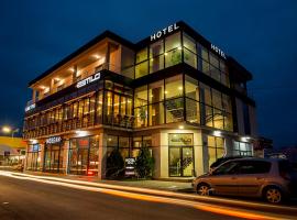 Семеен Хотел Естило