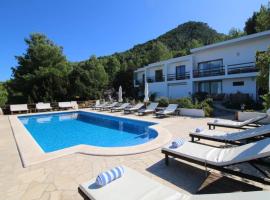 Villa Olga - San Jose, hotel San Jose de sa Talaiában