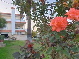 Vaso's country house near the beach and airport, séjour à la campagne à Pórto Ráfti