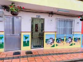 VIVIENDA TURÍSTICA EL ZÓCALO, habitación en casa particular en Guatapé