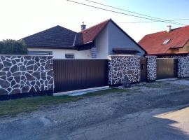 Ubytovanie V Súkromi, hotel en Turčianske Teplice