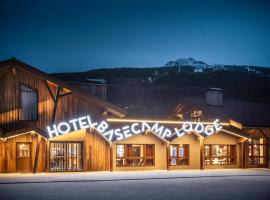 Hotel Base Camp Lodge - Bourg Saint Maurice, хотел в Бур-Сен-Морис