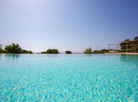 VILLA BIANCA con piscina e vista mare, hotel v destinaci Gagliano del Capo
