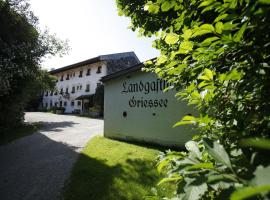 Landhaus Griessee, hotell i Obing