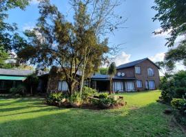 Waterfall Bed & Breakfast, hotel Midrandban