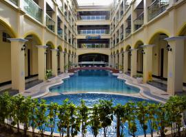 Golden Phoenix Hotel Boracay: Boracay'da bir otel