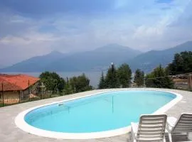 Oleandro Balcony 5 - Menaggio by LoveComo