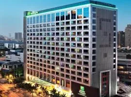 Holiday Inn Shanghai Pudong Nanpu by IHG