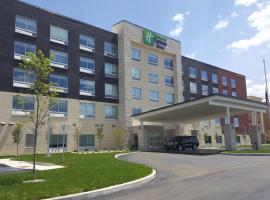 Holiday Inn Express & Suites Toledo West, an IHG Hotel, hotel v mestu Toledo