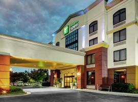 Holiday Inn Express Richmond Airport, an IHG Hotel, hotel perto de Aeroporto Internacional de Richmond - RIC, 