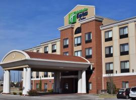 Holiday Inn Express Pratt, an IHG Hotel, hotel in Pratt