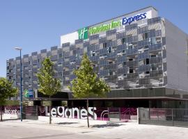 Holiday Inn Express Madrid Leganes, an IHG Hotel: Leganés'te bir otel