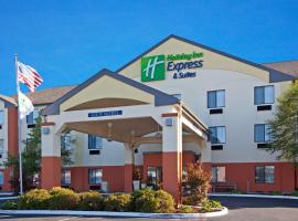 Holiday Inn Express & Suites - Muncie, an IHG Hotel, hotell i Muncie