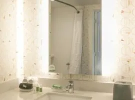 Holiday Inn & Suites Orlando - I-Drive - Theme Parks by IHG