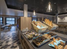 Holiday Inn Express - Luzern - Kriens by IHG, хотел в Люцерн