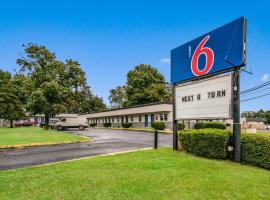 Motel 6-Tinton Falls, NJ, hotel cerca de Aeropuerto de Monmouth Executive - BLM, 