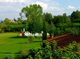 Agriturismo Il Sole Verde، إقامة مزارع في Bucine