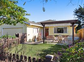 Westside Beauty, cottage in Santa Cruz