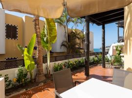 Cute next to beach & pool- P27 By CanariasGetaway, hotelli kohteessa Playa del Aguila