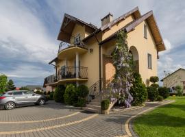 Pokoje u Joli Polańczyk, beach hotel in Polańczyk