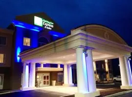Holiday Inn Express & Suites Utica by IHG