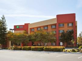 Holiday Inn Express Hotel Union City San Jose, an IHG Hotel, hotel dicht bij: Luchthaven Hayward Executive - HWD, Union City