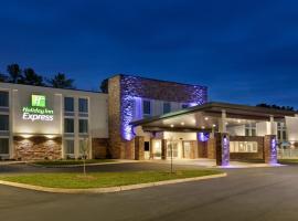 Holiday Inn Express - Williamsburg Busch Gardens Area, an IHG Hotel, ξενοδοχείο σε Γουίλιαμσμπεργκ