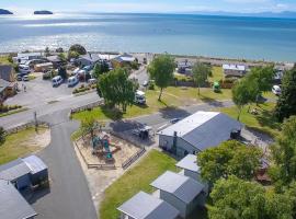 Marahau Beach Camp, hotel in Marahau