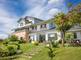 有棵樹特色民宿The Tree, hotel cerca de Gaoshanyan Fude Temple, Centro histórico de Hengchun