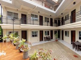 ๋น๊ฐ์ ์์นํ ํธํ
Happy Grey Hotel Vigan