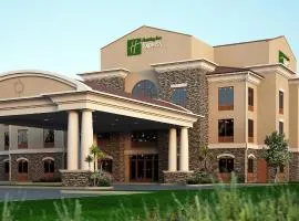 Holiday Inn Express & Suites - Redding by IHG